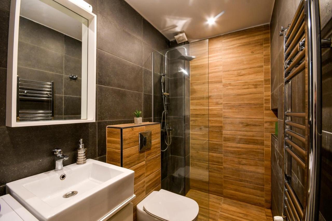 #Skgh Αvra & Ariadni Suites - Whitetower Citycenter Thessalonique Extérieur photo